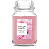 Yankee Candle Lemon Lavender 22oz Large Jar, Ready-to-Gift Housewarming Candle with 150 Hours of Fragrance