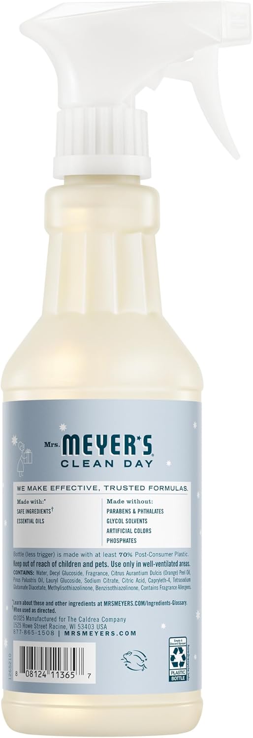 snowdrop scent profile with notes of poinsettia, woodsy, praline, and musk