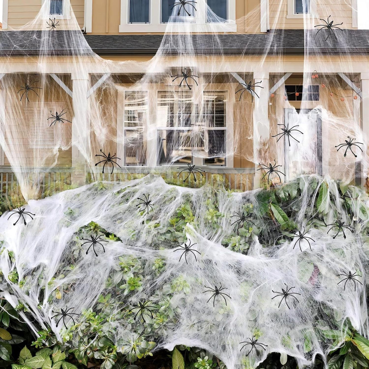 420g (14.5 oz) ultra-stretchable hand-knotted cobweb material covering up to 1400 sq ft