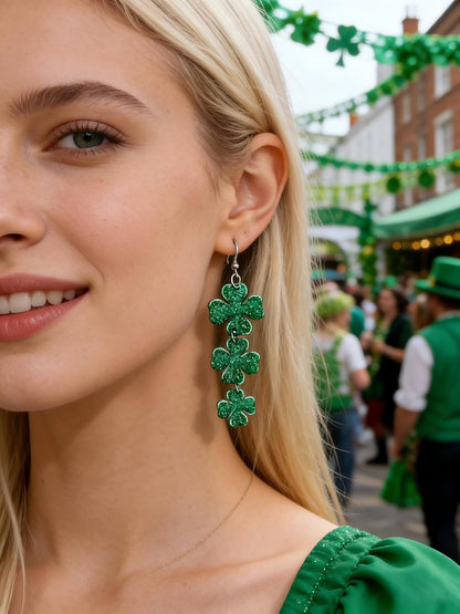 Amuizka Single Shamrock Stud Earrings – Simple St Patricks Day Jewelry for Everyday Outfits, 1PCS Set