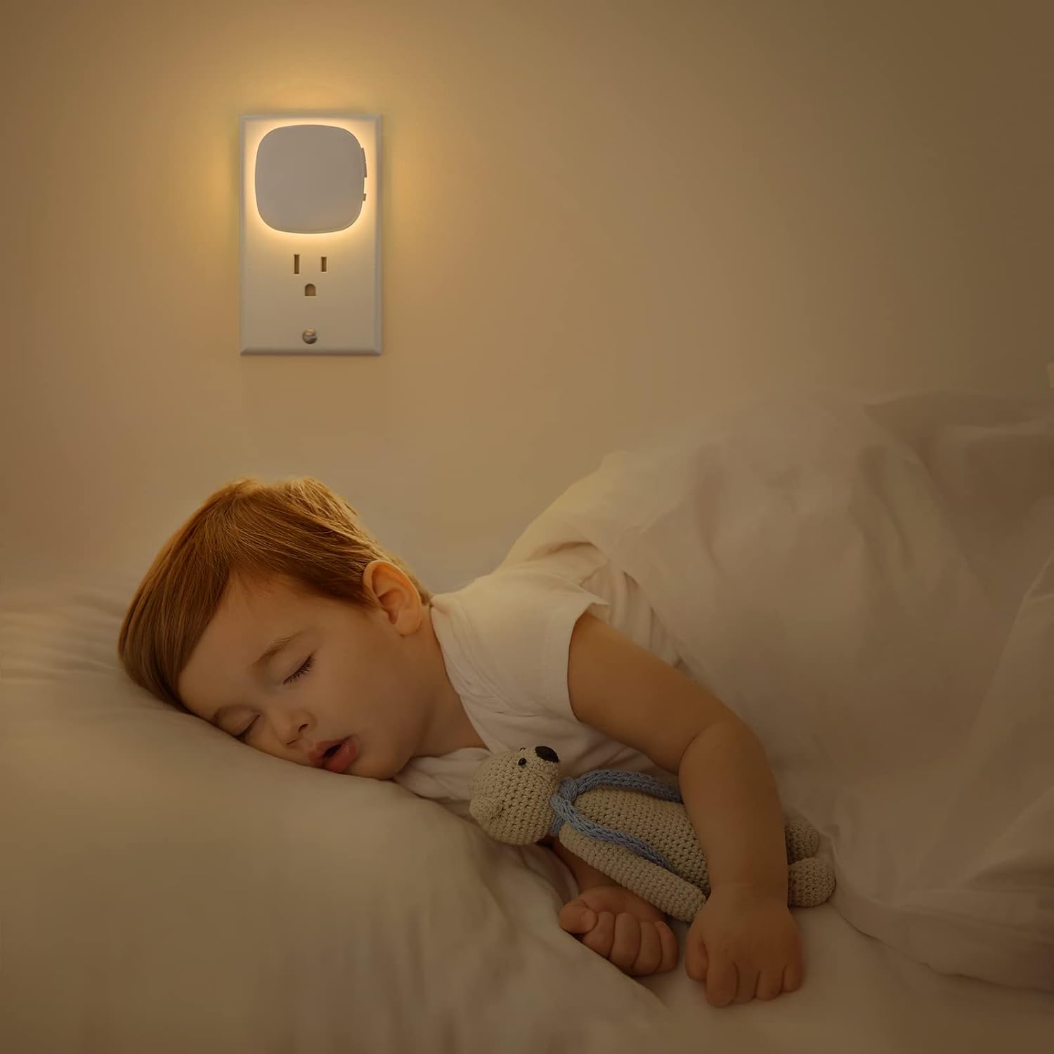 AUVON Backlit LED Night Light – Flameless Fall Prevention Lighting for Hallways, Bathrooms and Staircases