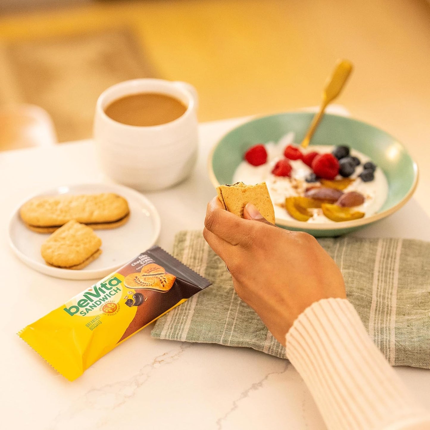 belVita Breakfast Sandwich Bars – School Lunchbox Add-In for Kids and Teens, Dark Chocolate Creme 12-Pack