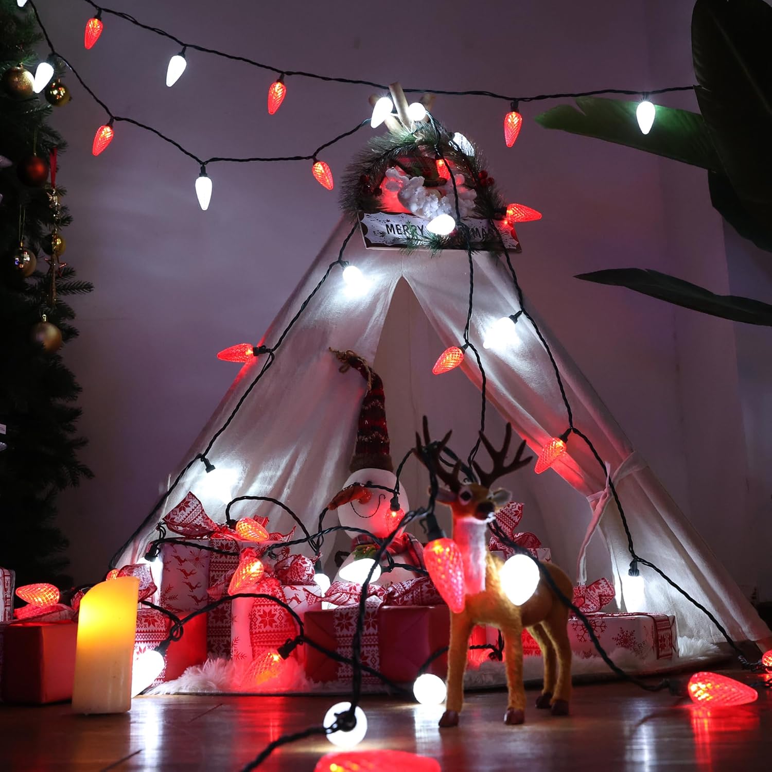 Brizled Faceted C9 Christmas String Lights – Classic Retro Glow for Living Room Mantel and Indoor Tree