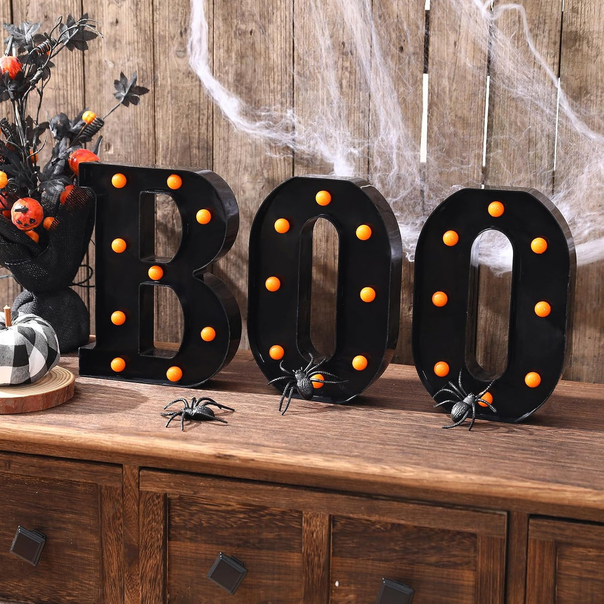built-in keyhole mounting slots for wall hanging