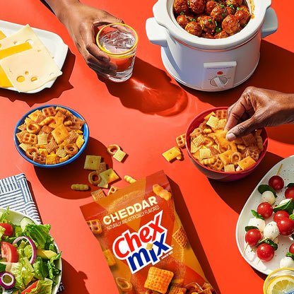 Chex Mix Cheddar Snack Mix – Kids Lunchbox Snack for School, 13.5 oz Family Bag