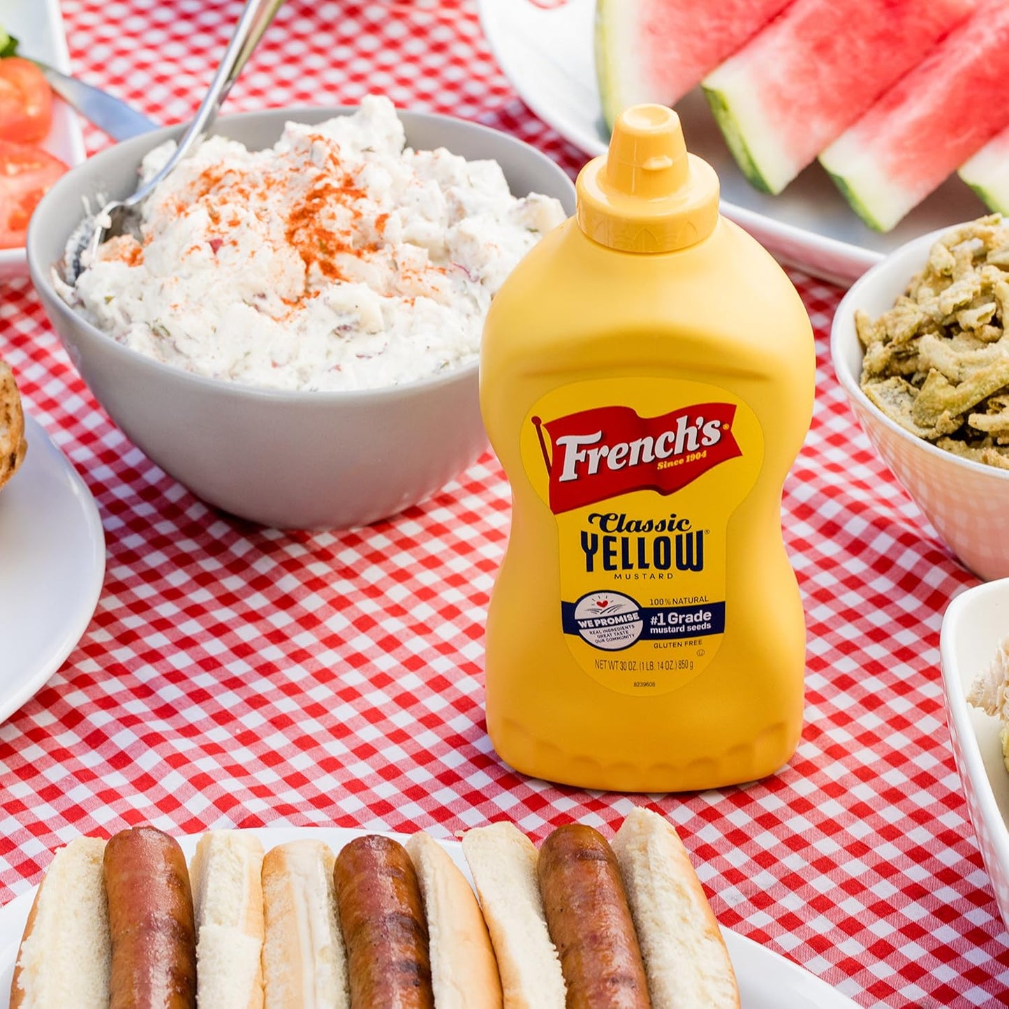 French's Classic Yellow Mustard, 30 oz Squeeze Bottle – Kid-Friendly Condiment for Family Cookouts and Backyard Grilling