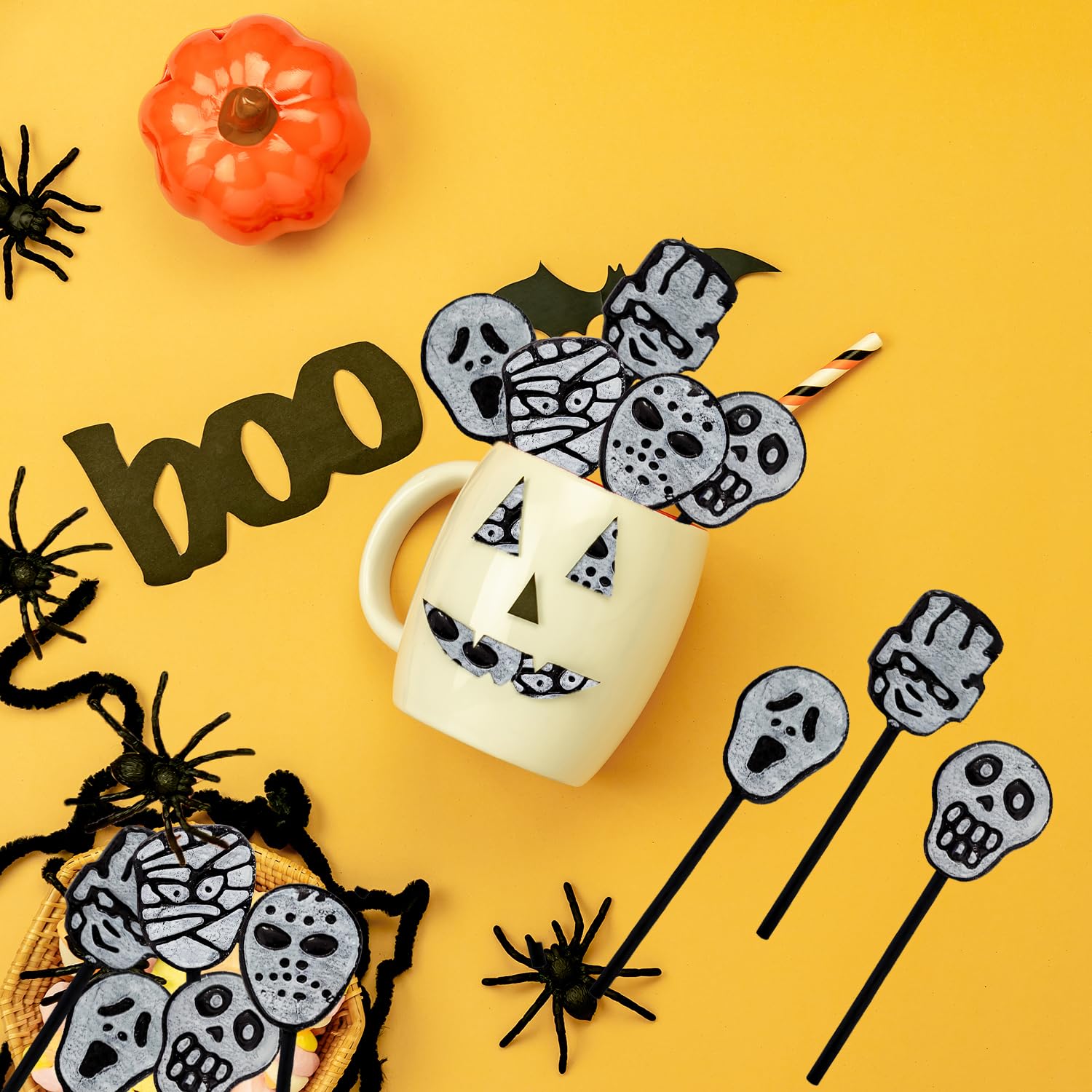 Fruidles Skull Lollipops – Portable Halloween Candy for Trick-or-Treat Stations and Front Porch Bowls