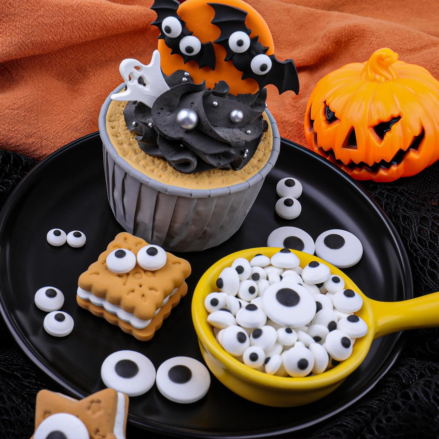 Halloween Eyeball Sprinkles – Quirky Novelty Gift for the Home Baker Who Loves Spooky Treats