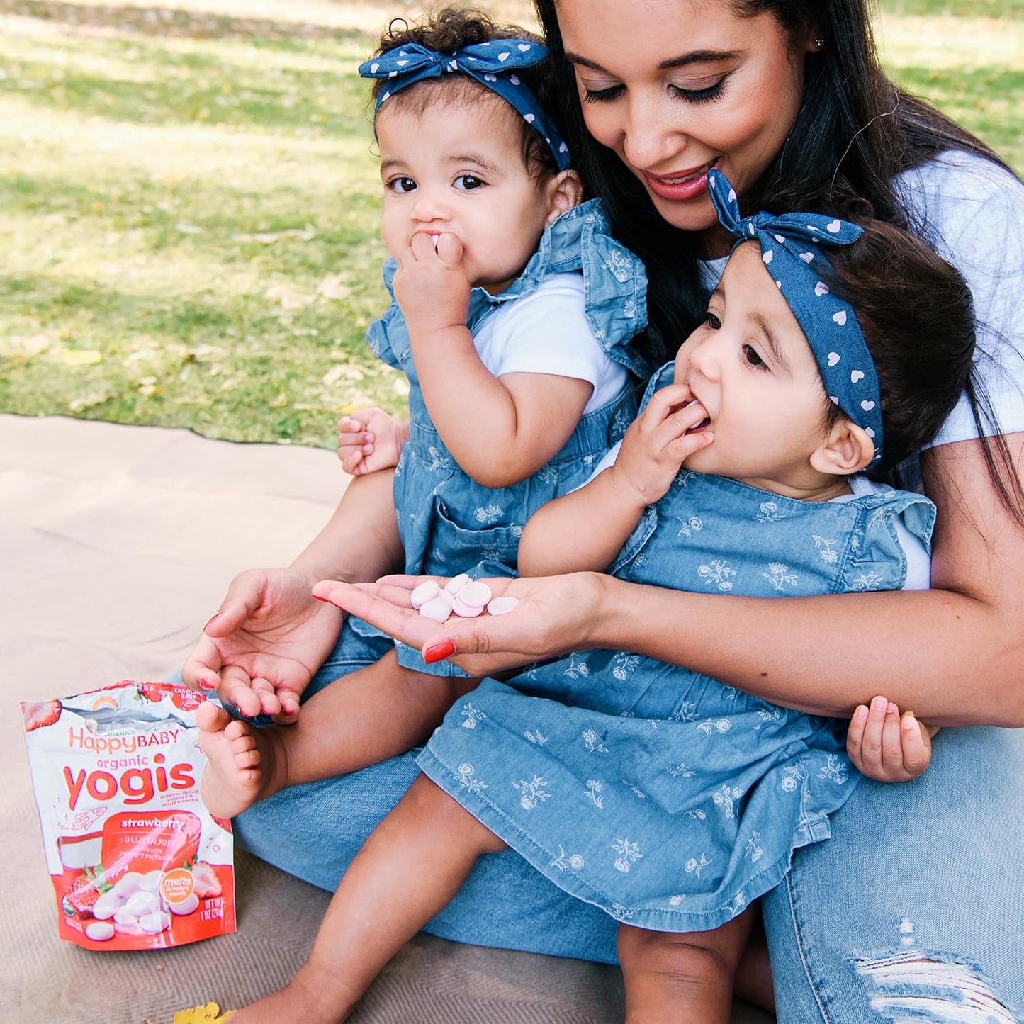 Happy Baby Organics Greek Yogis Choking-Safe Melt-in-Mouth Snack for Crawling Babies, Strawberry Banana, 1 oz Pouch