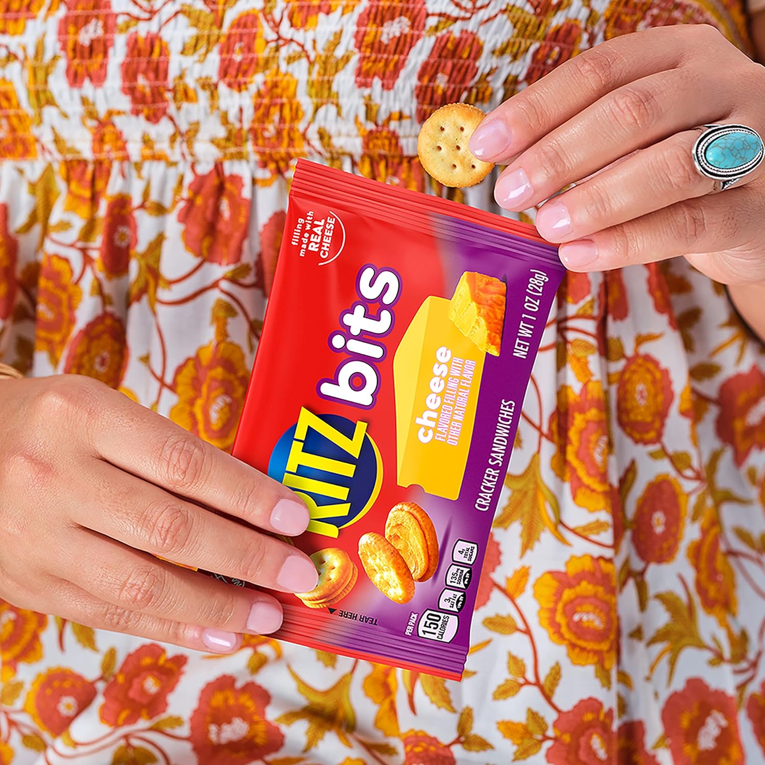includes ritz bits cheese cracker sandwiches