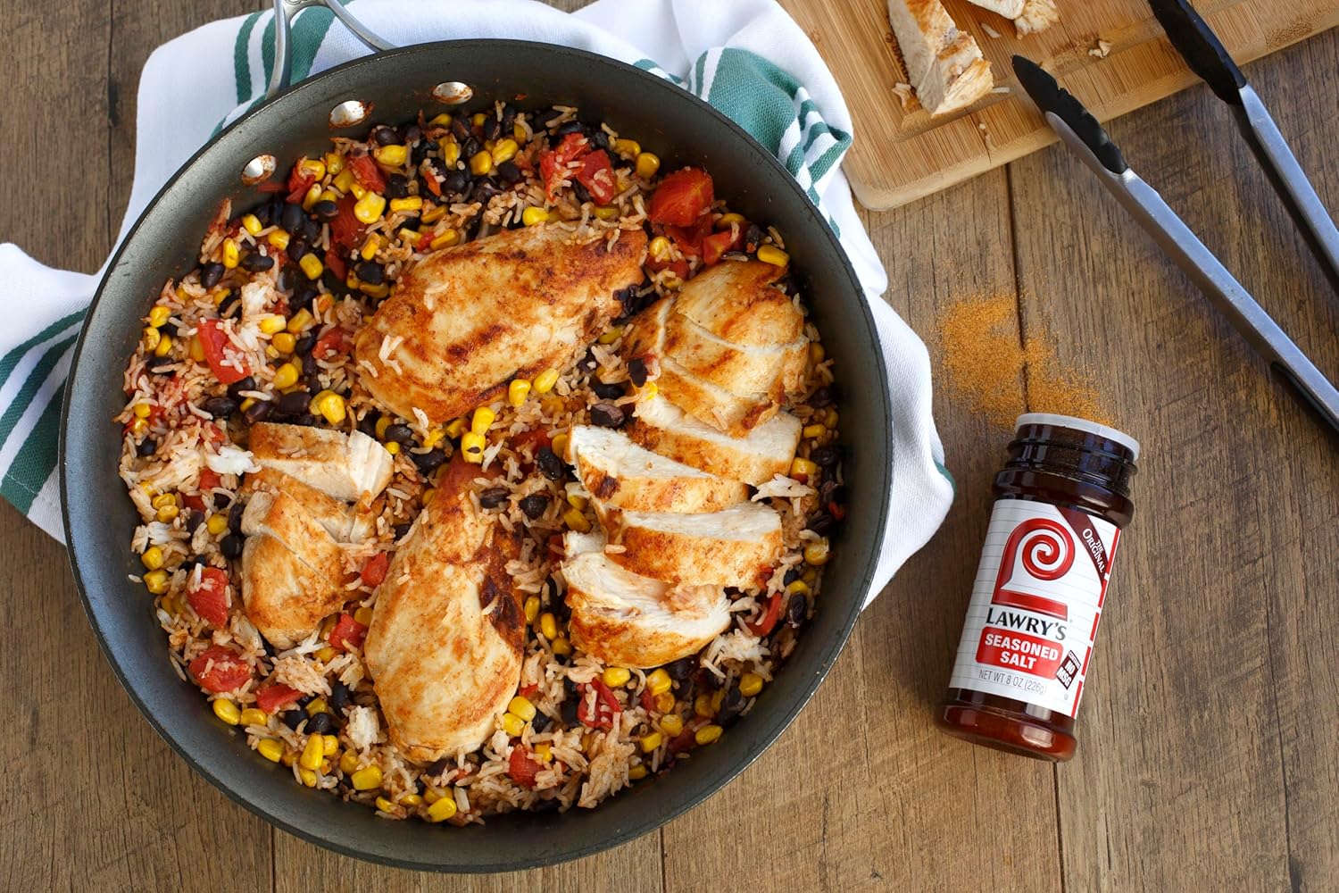 Lawry's Seasoned Salt – Portable Shaker for Camping Trips, Tailgates, and Picnics