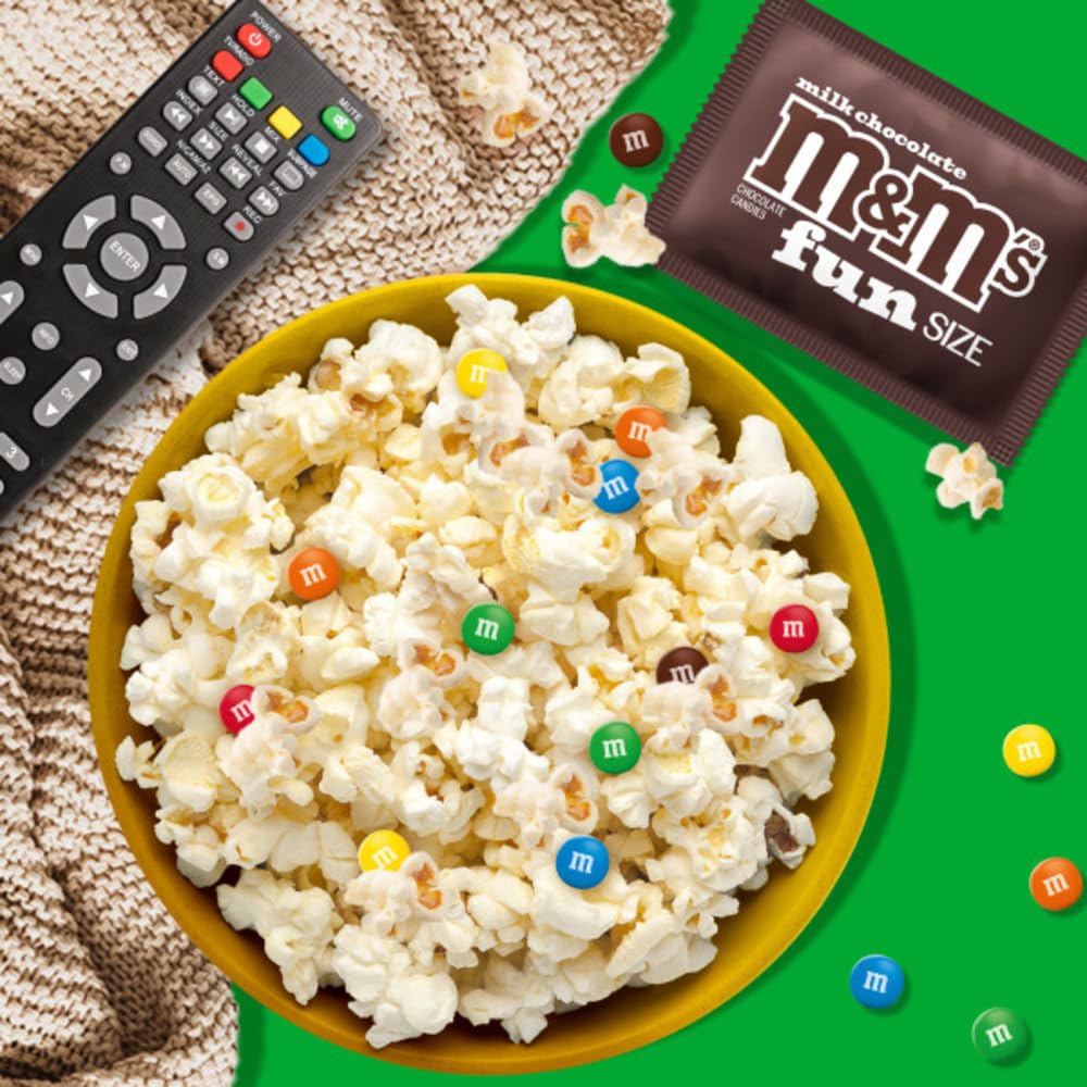 M&M'S Fun Size Halloween Chocolate Bulk Bag – Parent-Approved Treats for Classroom Parties and Trick-or-Treat Night