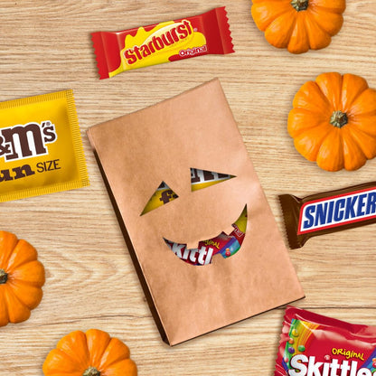 M&M'S Peanut, SNICKERS, STARBURST & SKITTLES Fun Size Halloween Candy for Driveway Trick-or-Treat Stations, 19.44 oz Bulk Bag