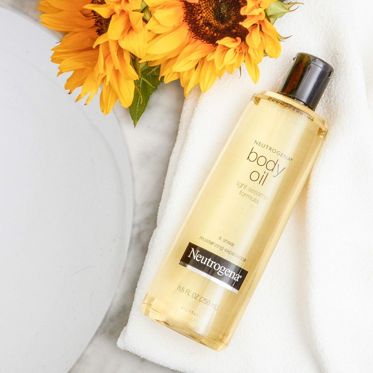Neutrogena Body Oil Light Sesame Formula – Premium At-Home Spa Body Treatment, Silky Non-Greasy Hydration Finish