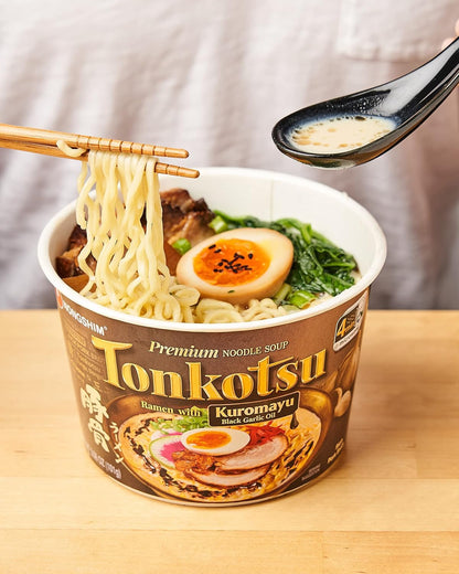 Nongshim Tonkotsu Ramen with Kuromatsu Black Garlic Oil Noodle Big Bowl, 3.56 Ounce (Pack Of 6) – Hot Camp Meal with Just Boiled Water