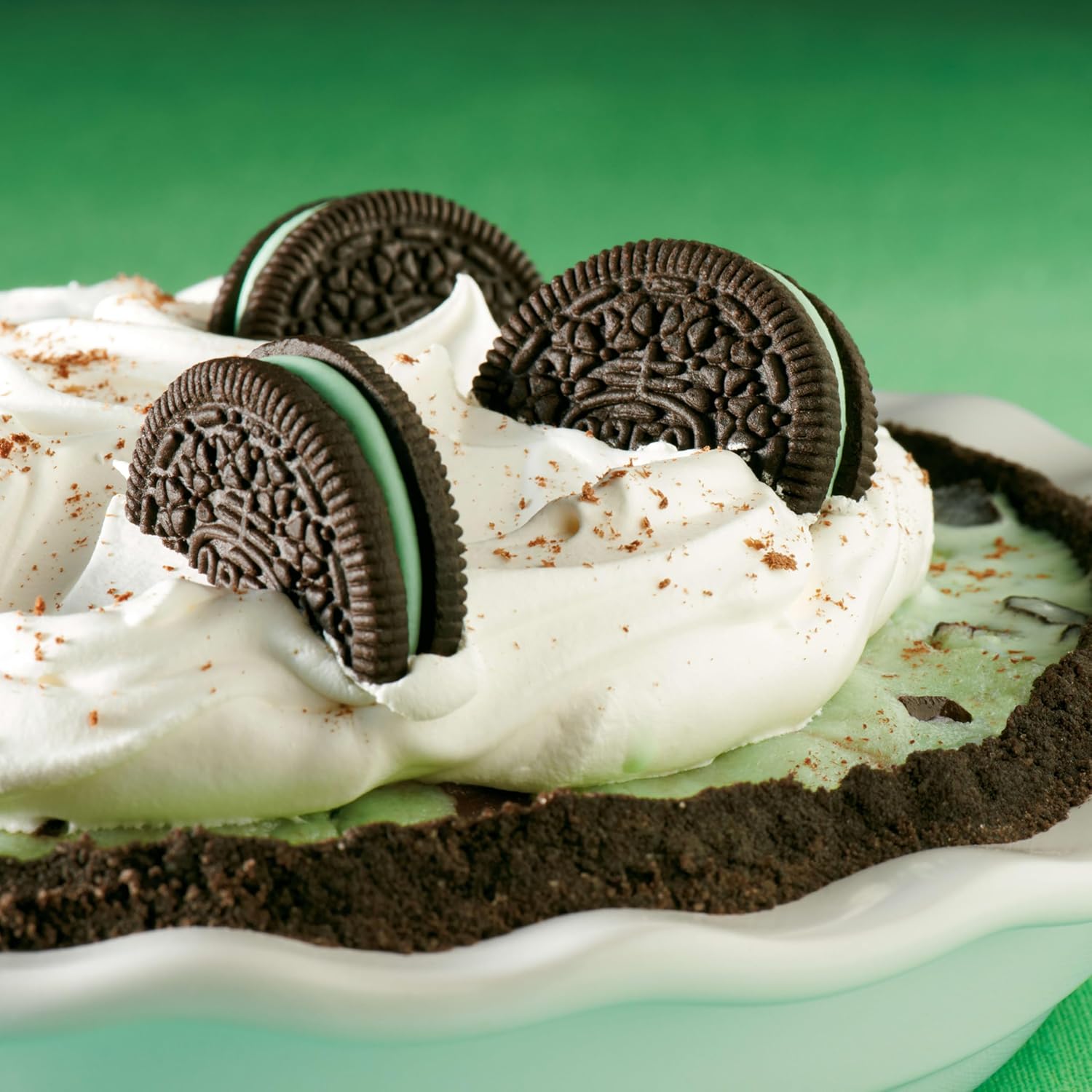 OREO Mint Creme Chocolate Sandwich Cookies Party Size 24.95 oz – Ready-to-Gift Sweet Treat for Cookie Lovers