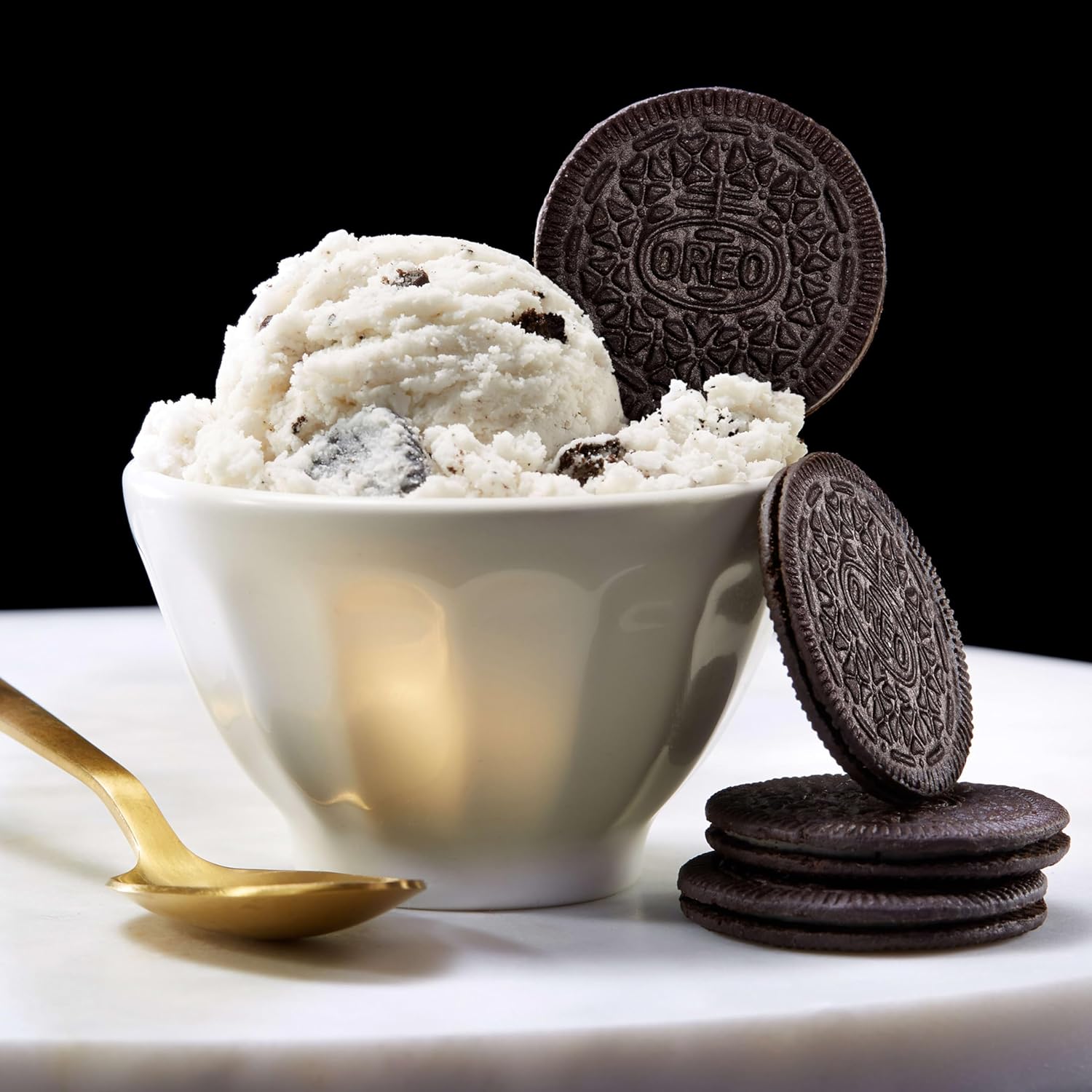 OREO Thins Chocolate Sandwich Cookies – Hostess Gift for Holiday Dessert Tables and Potluck Hosting