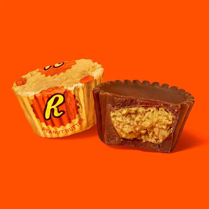 REESE'S Miniatures Milk Chocolate Peanut Butter Cups – Trick-or-Treat Bowl for Porch and Patio, Individually Wrapped Mini Cups 35.6 oz