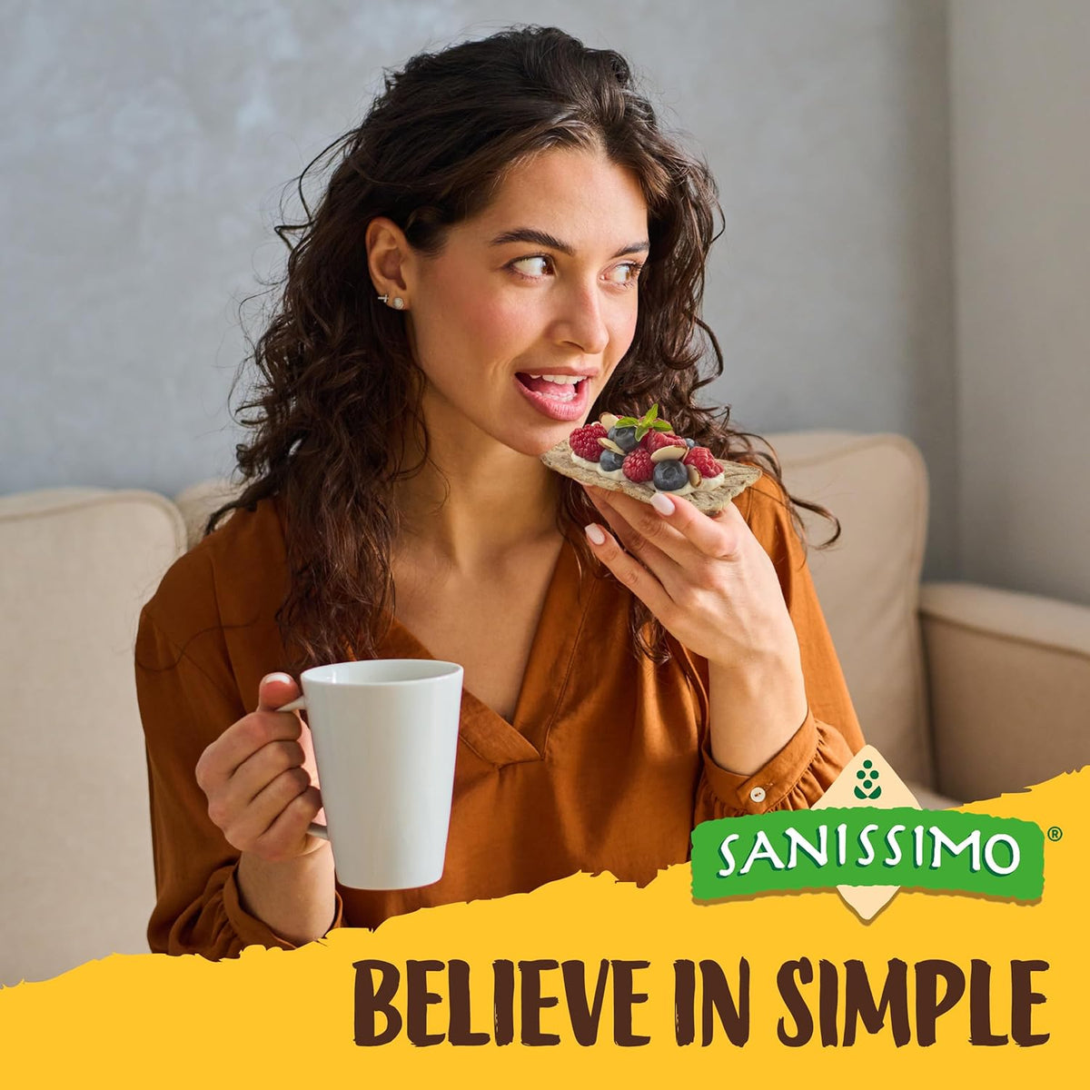 Sanissimo Salmas Salted – Desk Drawer Snack for Between-Meeting Fuel