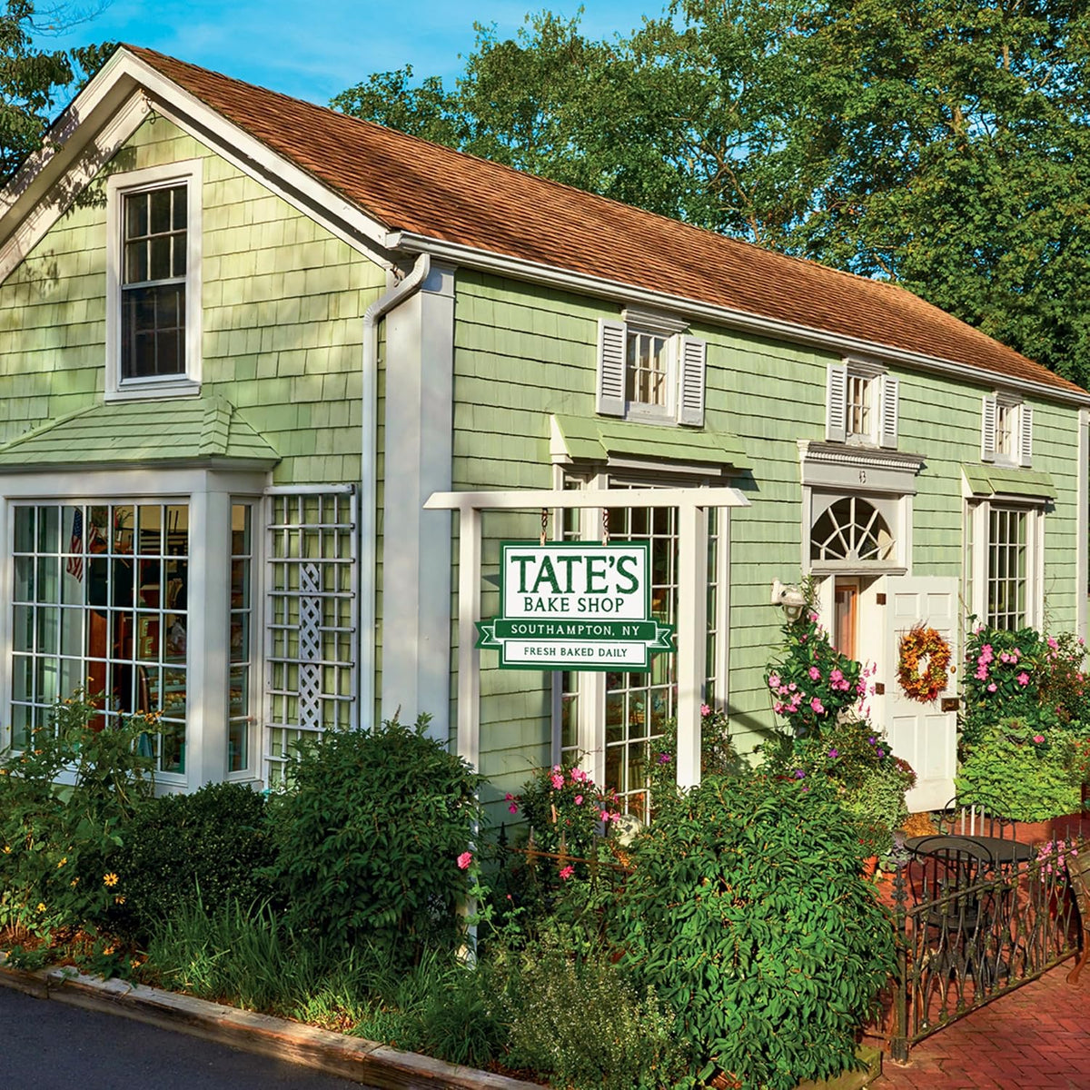 Tate's Bake Shop Thin Lemon Cookies, 7 oz – After-School Snack Pantry Staple, Family-Friendly Sweet Bite