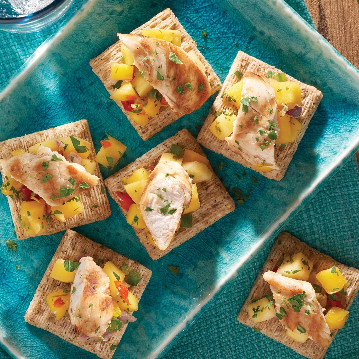 Triscuit Reduced Fat Crackers – Family Size School Lunch Box Base for Kid-Friendly Toppings
